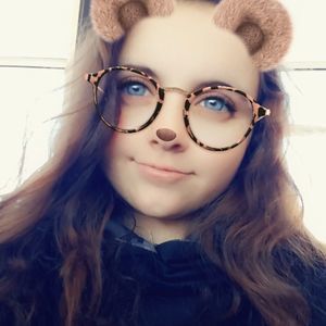 Meet your Posher, Lizabeth